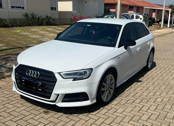 AUDI A3 1.4 TFSI GASOLINA SPORTBACK PRESTIGE PLUS S-TRONIC